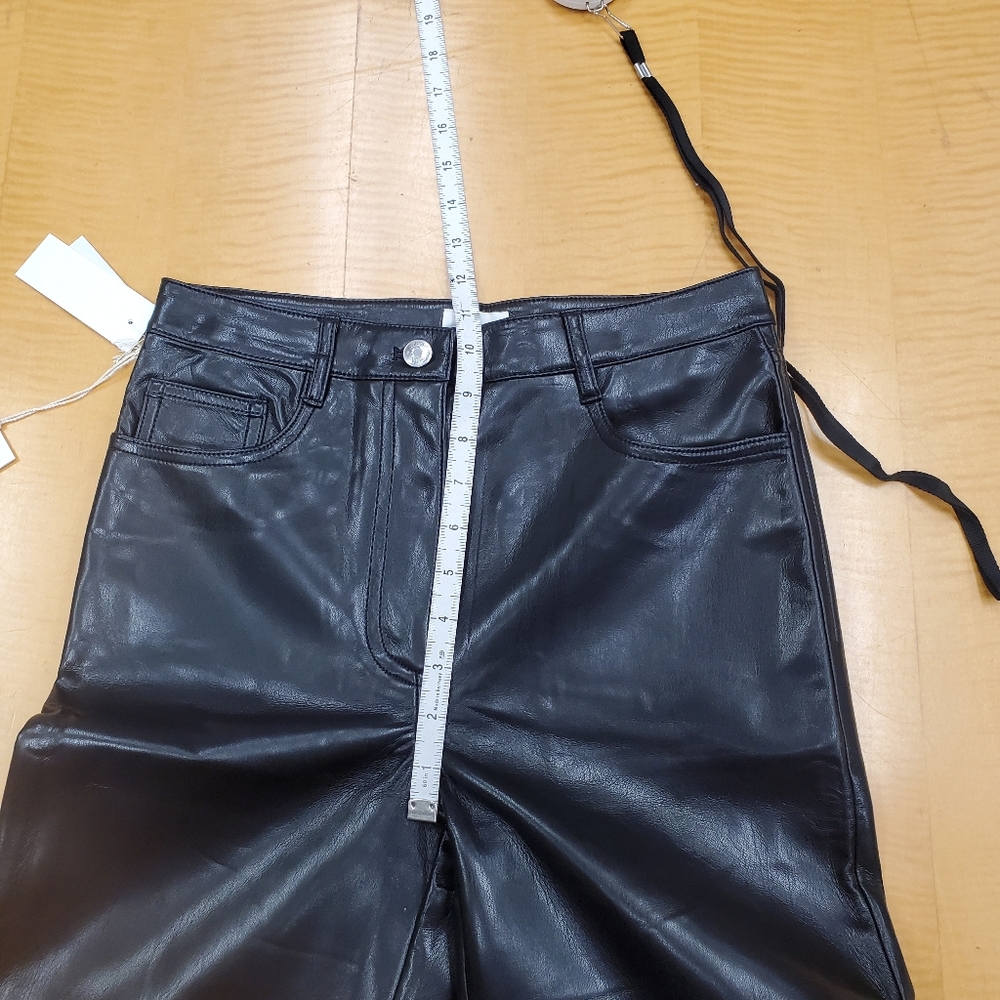 Aritzia Crop Pant - Picture 6 of 8